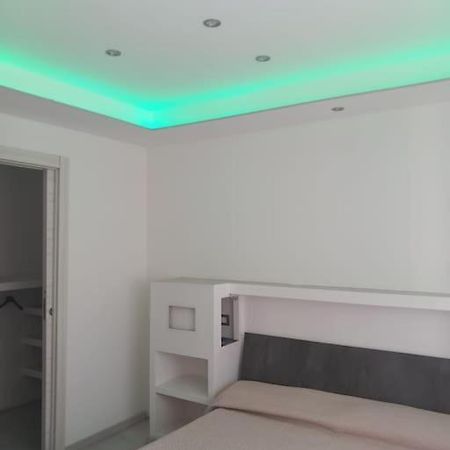 Chromotherapy Flat Monserrato Exterior foto